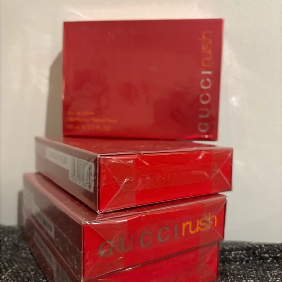 GUCCI RUSH 75ML EAU DE TOILETTE - Picture 3 of 3